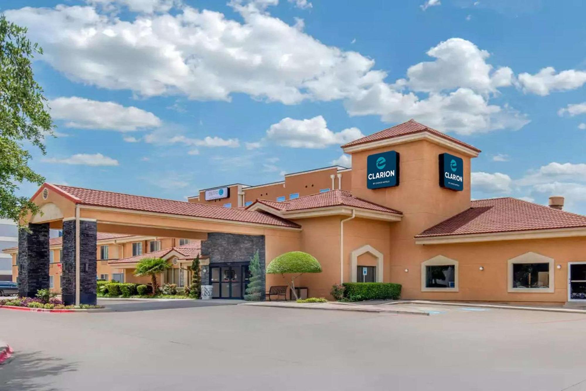 Clarion Inn & Suites Dfw North Irving Ngoại thất bức ảnh