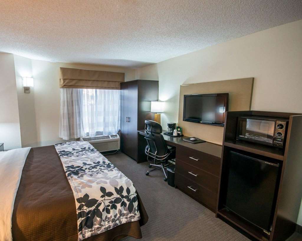 Clarion Inn & Suites Dfw North Irving Ngoại thất bức ảnh