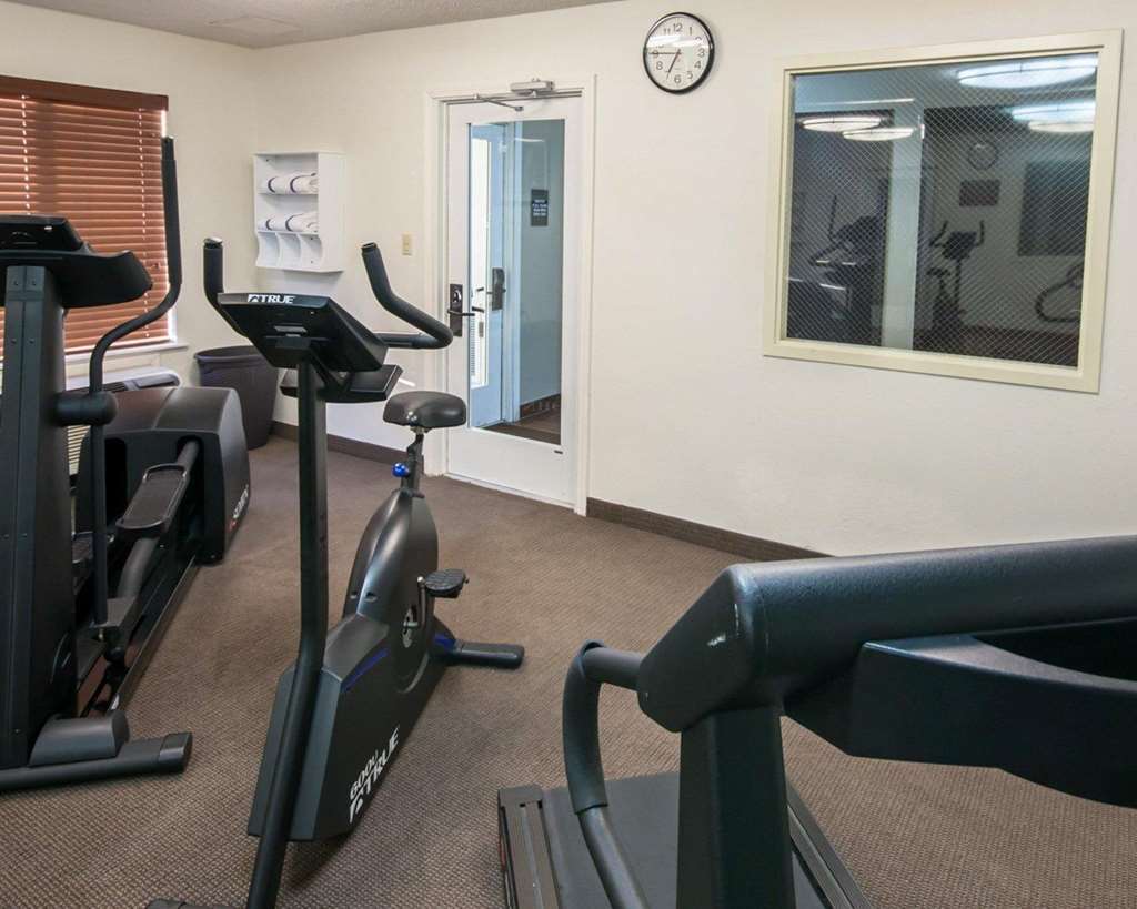Clarion Inn & Suites Dfw North Irving Ngoại thất bức ảnh