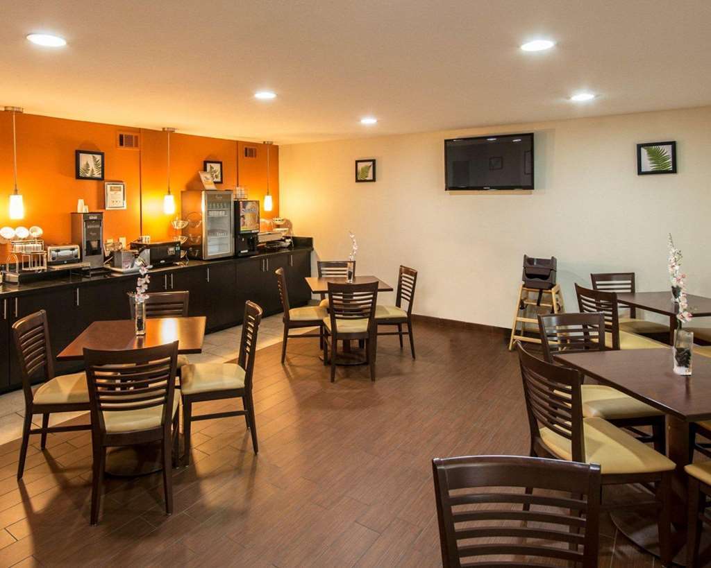 Clarion Inn & Suites Dfw North Irving Ngoại thất bức ảnh