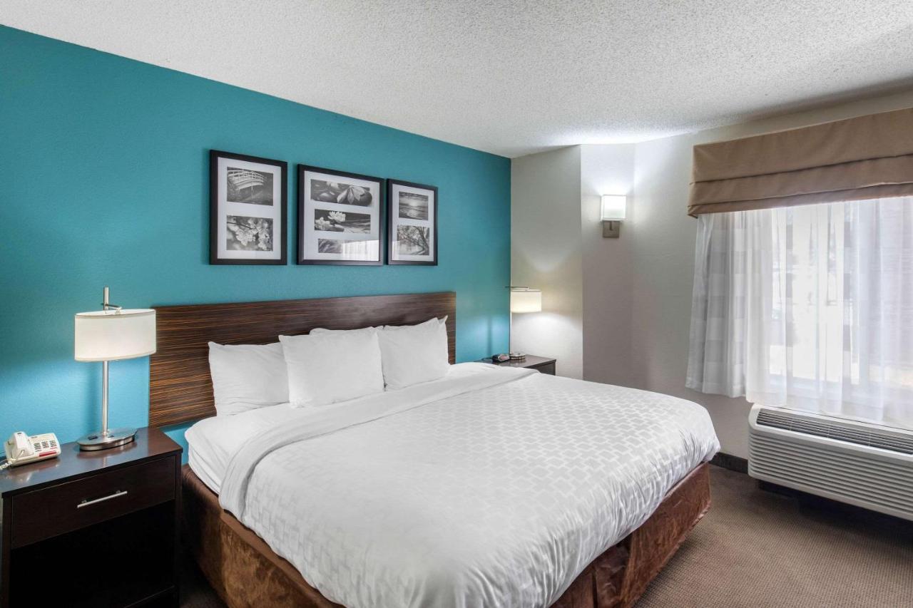 Clarion Inn & Suites Dfw North Irving Ngoại thất bức ảnh