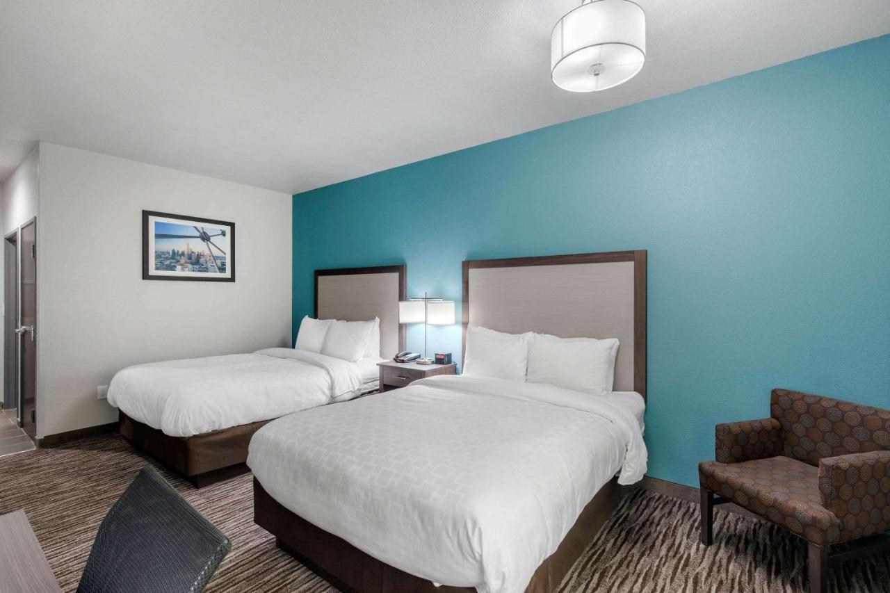 Clarion Inn & Suites Dfw North Irving Ngoại thất bức ảnh