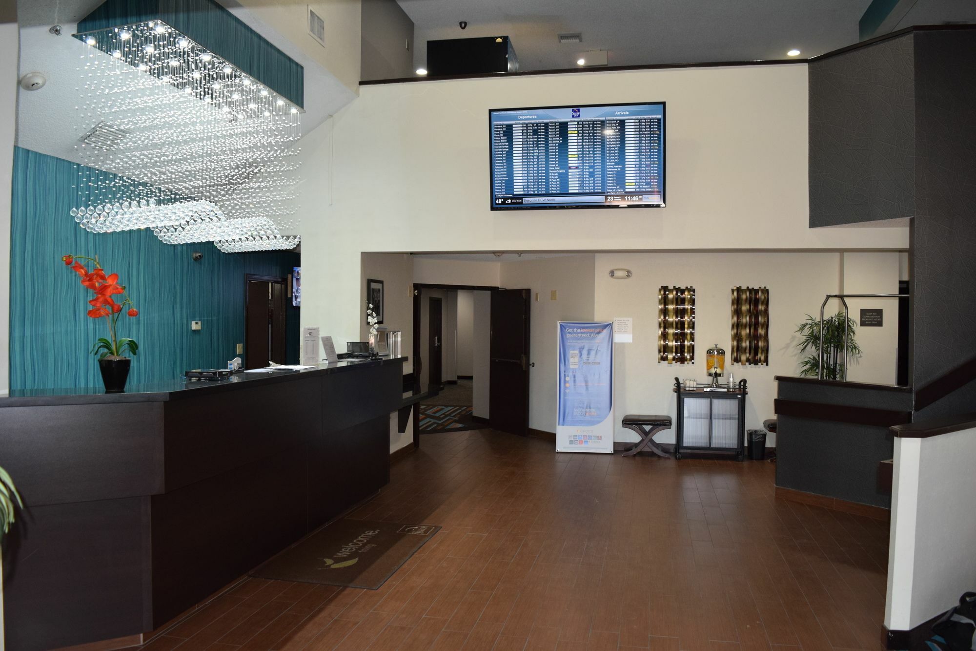 Clarion Inn & Suites Dfw North Irving Ngoại thất bức ảnh